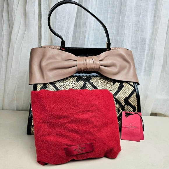 Valentino Garavani Bow Top Handle Bag • Rare Snakeskin Jacquard • Italy - Picture 3 of 16